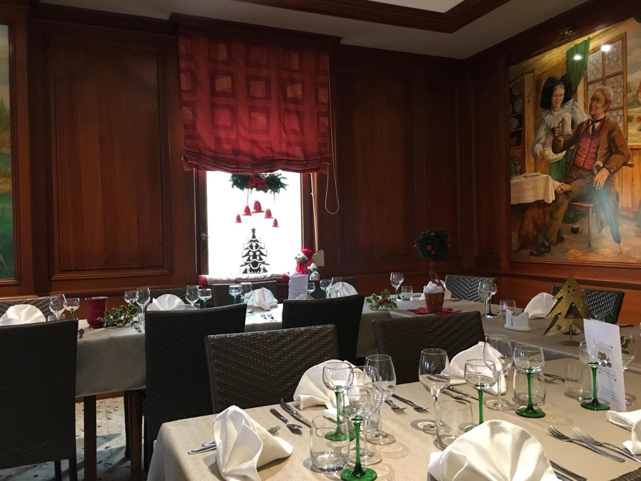Hotel-restaurant A La Couronne Hotel 2*
